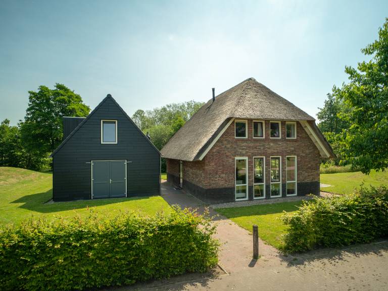 Bungalow  Sleen