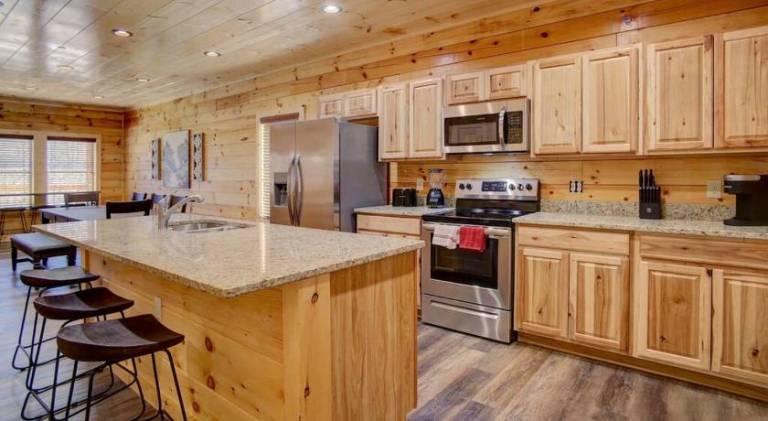 Vacation home with jacuzzi & grill — photo 3