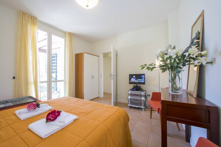 Child-friendly holiday apartment with patio | Mountain view | Next to the beach | Pets allowed — photo 5