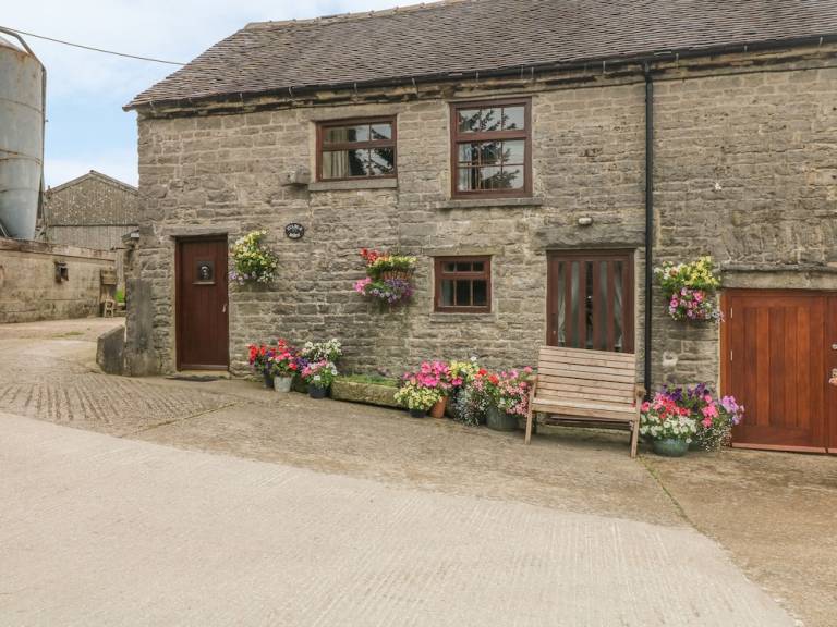 Cottage  Wetton