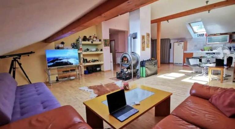 Apartment with 2 rooms for 6 persons in Bled