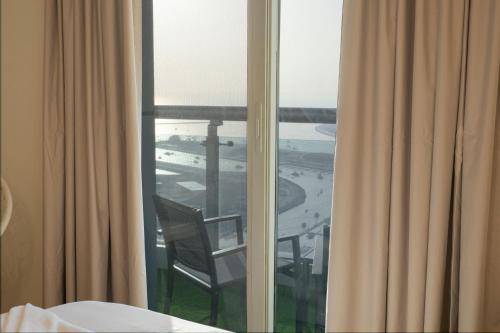 Apartment Emirates Hills