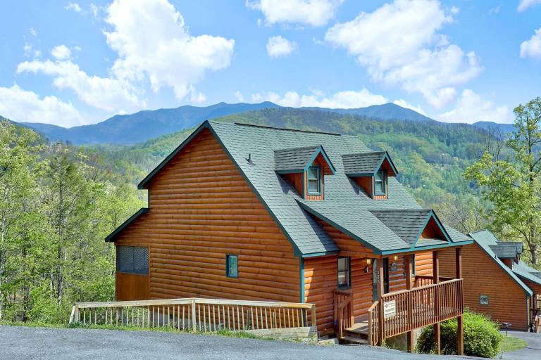 House Gatlinburg