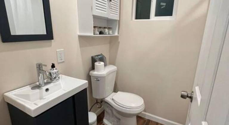 Lovely house with yard | Pets are welcome — photo 2