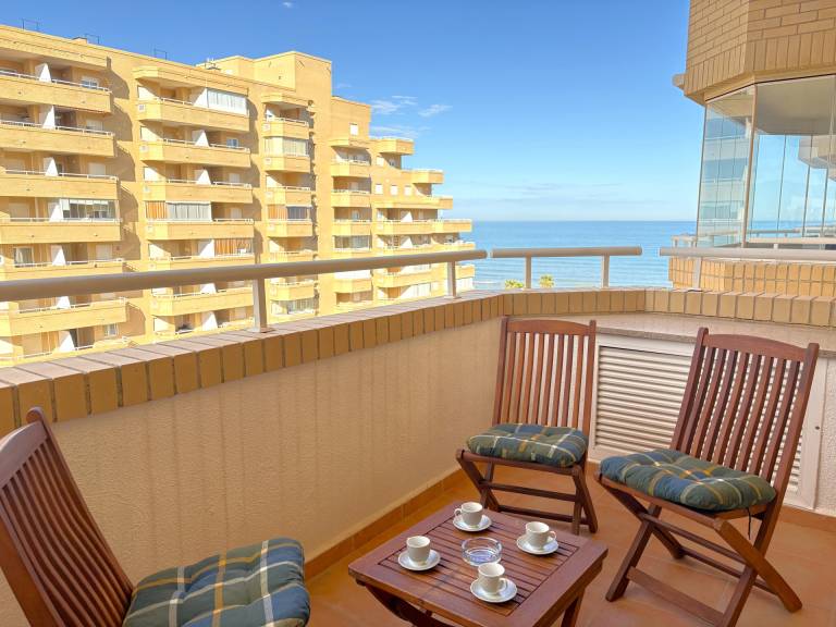 Apartment with patio & pool | Sea view — photo 2