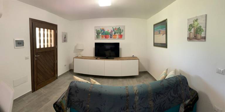 Holiday apartment with pool — photo 2