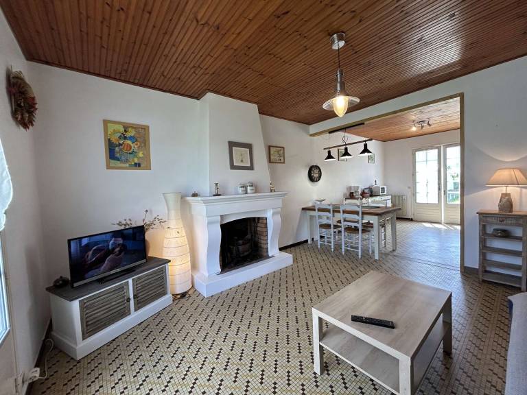 House in Saint-Hilaire-de-Riez, near sea, pets allowed — photo 3