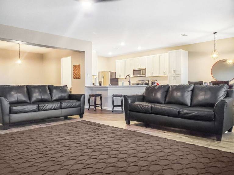 House  Barker Cypress