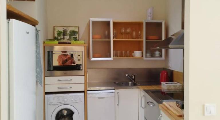 Rental apartment with patio | Near Seville Cathedral — photo 3
