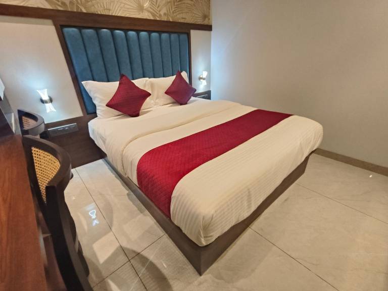 Hotel Ocean Residency Thane West