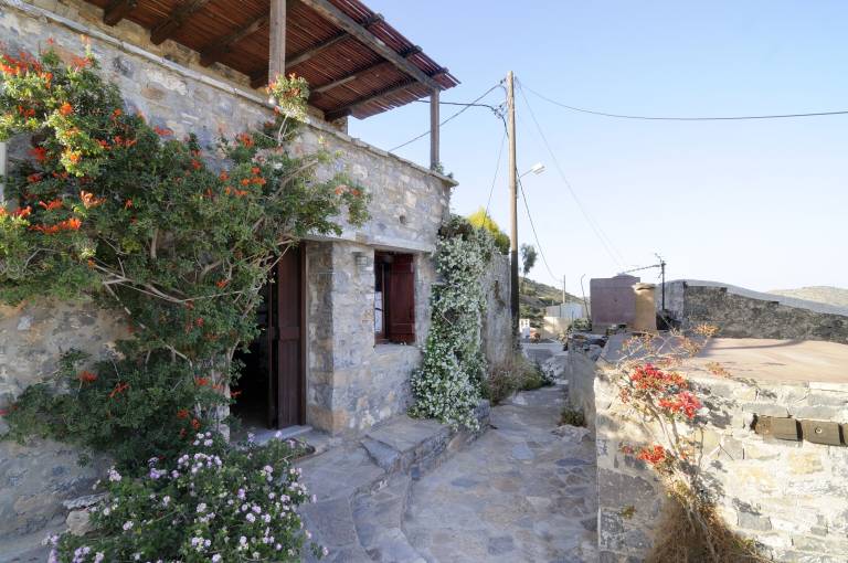 Βίλα  Σχίσμα Ελούντας