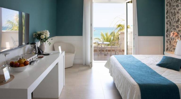 Bianco Riccio Suite Hotel — photo 2