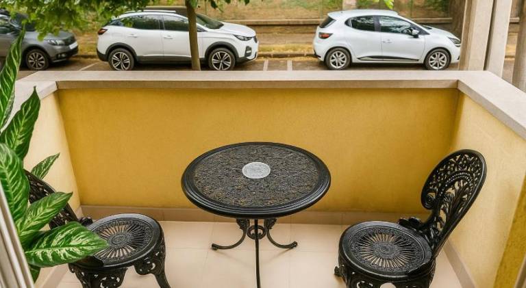 Holiday apartment with jacuzzi, sauna & patio — photo 5