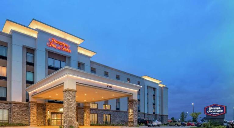 Hampton Inn & Suites Ames in Ames, IA