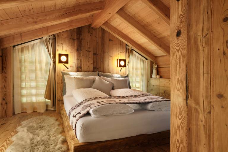 Chalet with yard & patio | Garden view in Borgo Valsugana