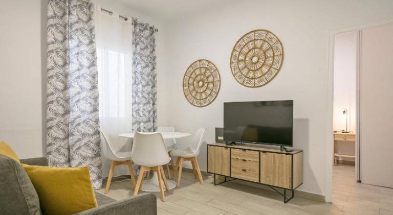 Rental apartment with 2 rooms for 3 persons — photo 2