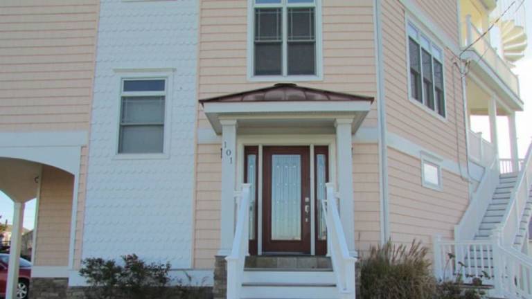 House  Stone Harbor