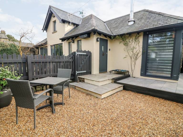 Cottage Bentham