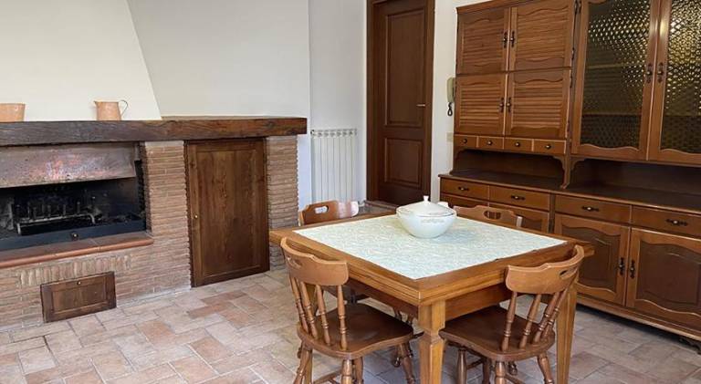Vacation home with 2 rooms for 6 persons in Todi