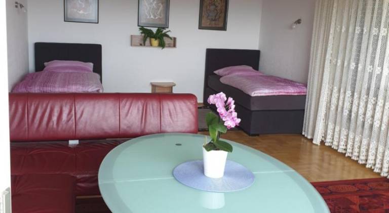 Holiday apartment with 3 rooms for 8 persons in Unna