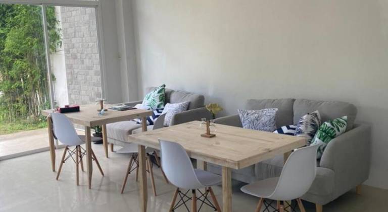 The CHU cafe/guesthouse — photo 3