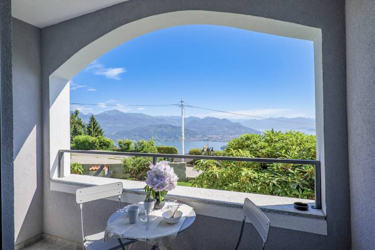 Fully equipped charming rental apartment with hot tub & garden | Garden view | Pets are welcome — photo 3