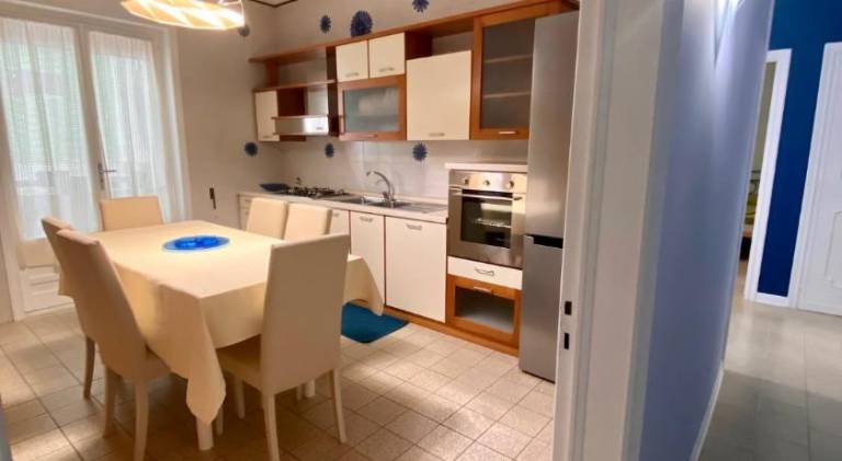 Big rental apartment with terrace & yard | Pets allowed — photo 3