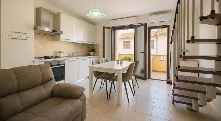 Holiday apartment with terrace & barbecue — photo 3