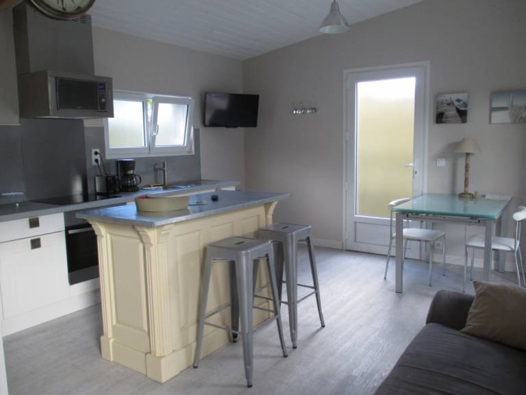 Gite with patio — photo 3