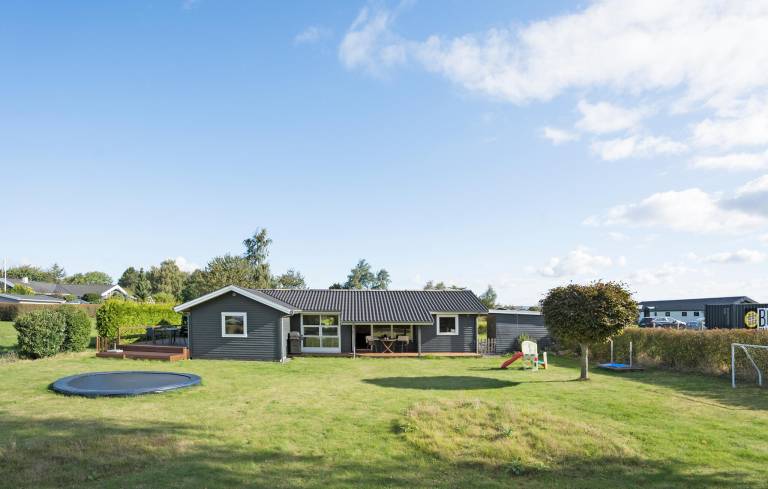 Feriehus Bogø By
