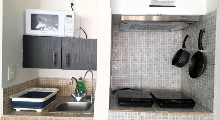Apartment with jacuzzi & pool — photo 5
