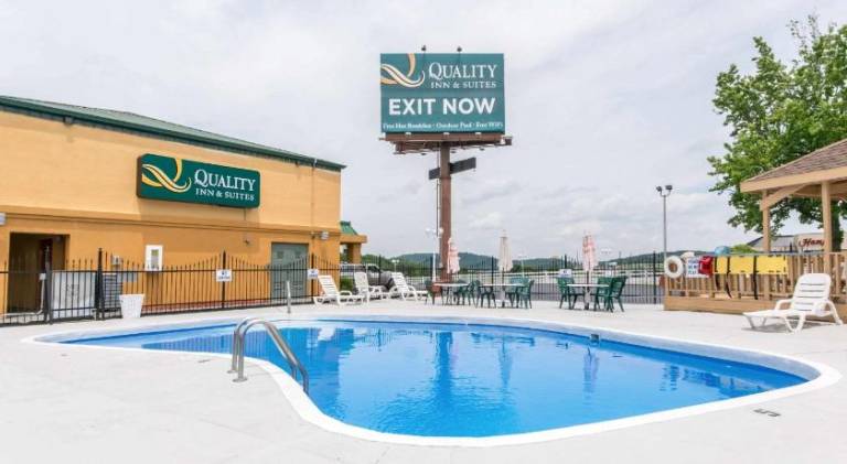 Quality Inn & Suites Horse Cave - Cave City — photo 2