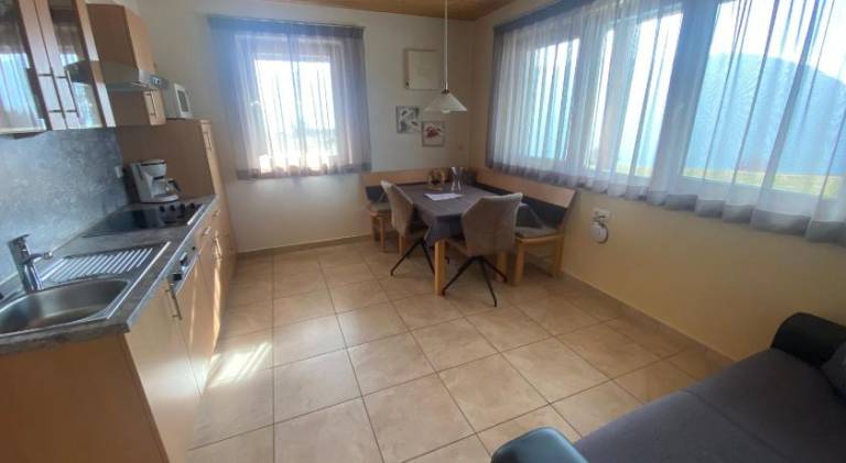 Charming rental apartment with jacuzzi, pool & terrace | Pet-friendly — photo 5