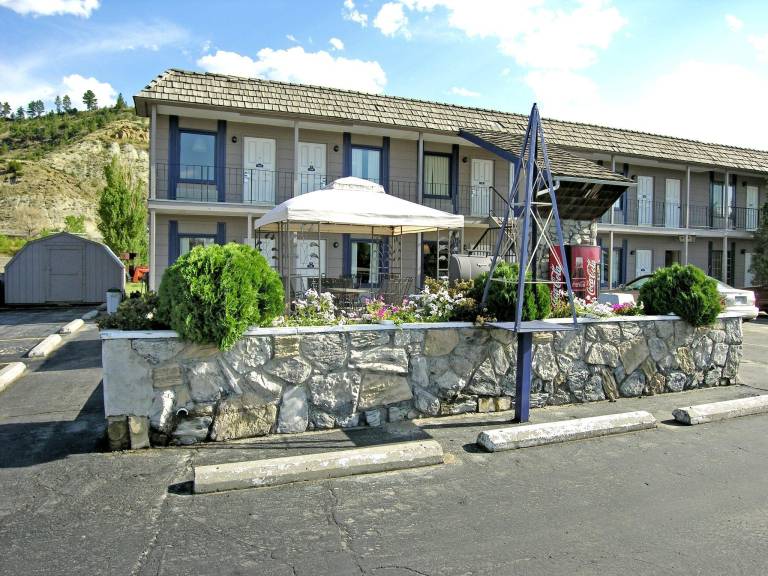 Sundowner Inn Forsyth in Forsyth, MT