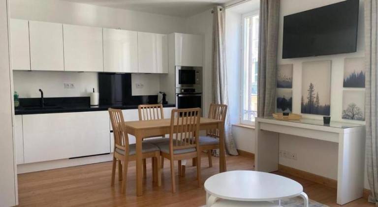 Holiday apartment | Close to Russian Orthodox Cathedral in Nice