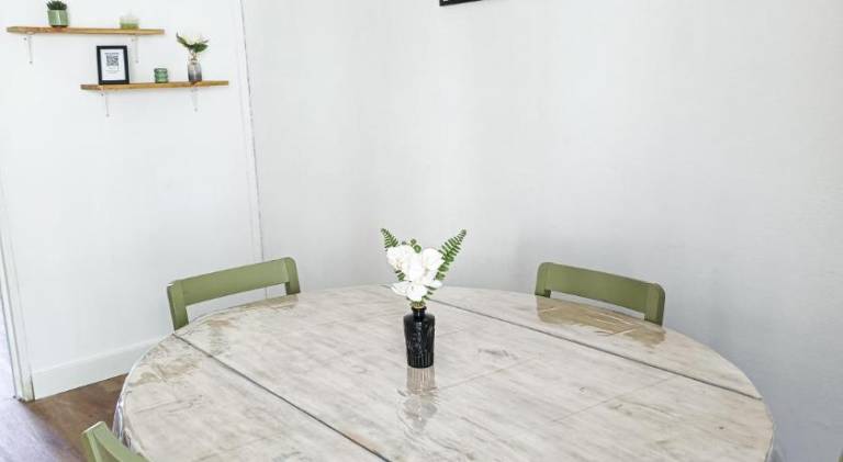 Holiday apartment with 3 rooms for 6 persons in Perpignan