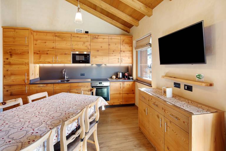 Fully equipped wonderful rental apartment with barbeque, fast internet & garden | Garden view | Next to the ski | Perfect for remote work | Pets are welcome — photo 4