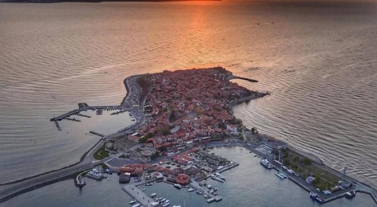 Royal Blue Apartments with Sea View in Old Nessebar — photo 5
