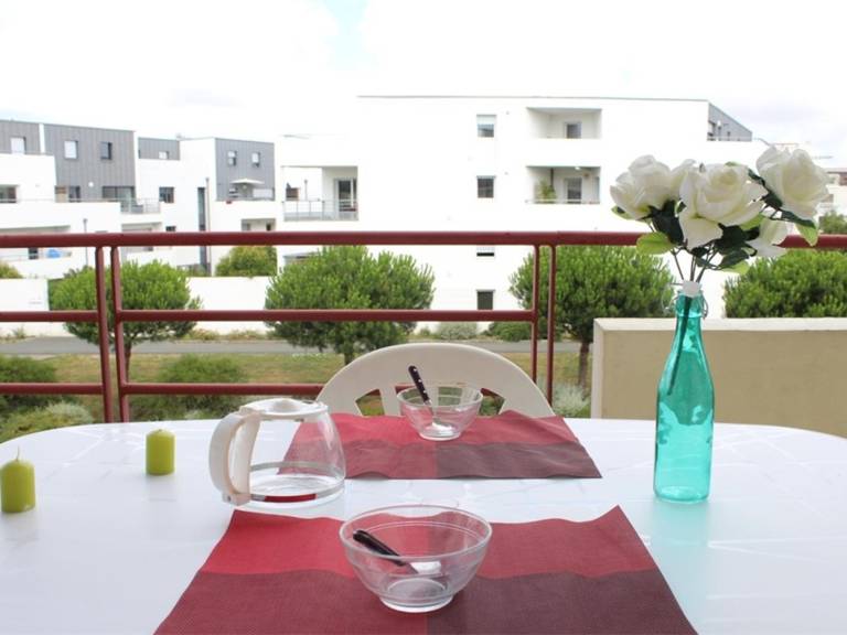 Studio with pool | Next to the beach | Dogs allowed — photo 4