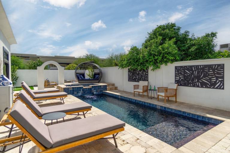 Cottage Camelback Park Estates
