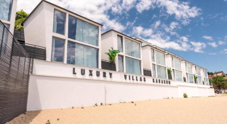 Luxury Villas Kabakum - Free Private beach & Free Parking in Varna