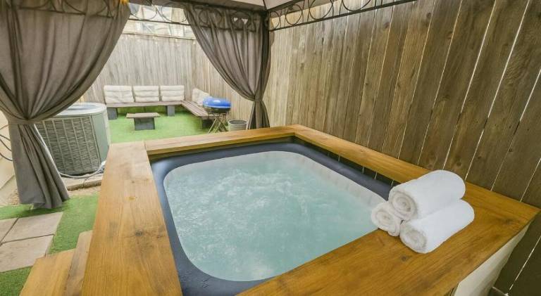 Rental apartment with pool — photo 4