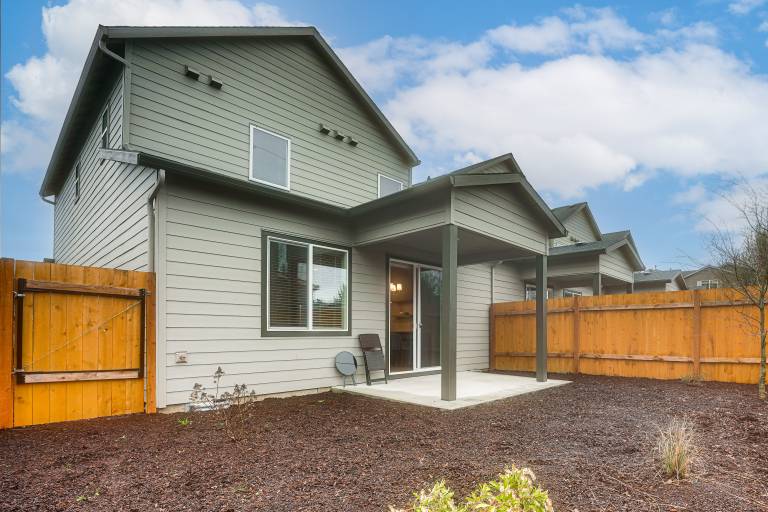 Newly Built PNW Home: 1 Mi to WSU & Med Center — photo 3