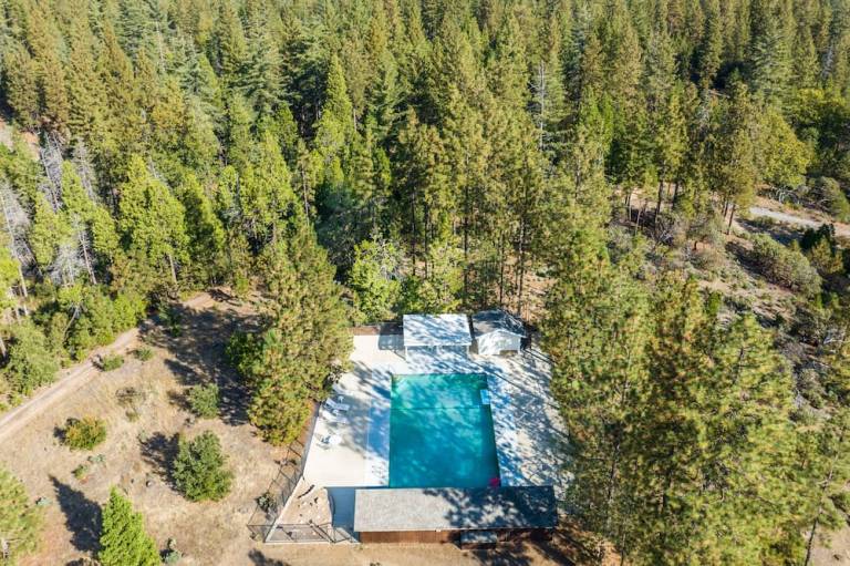 Motel  Tuolumne County