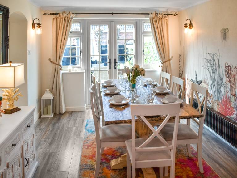 Cottage with garden | River view — photo 4
