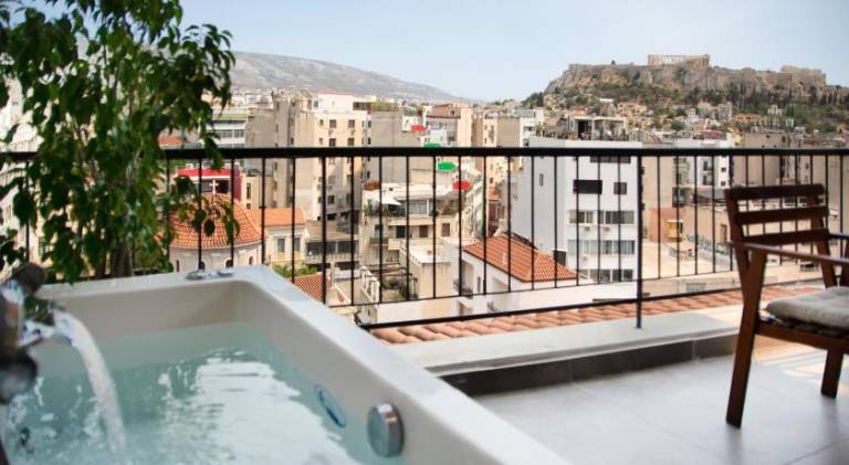 Rental apartment with jacuzzi & terrace | Next to Acropolis of Athens | Perfect for remote work — photo 3