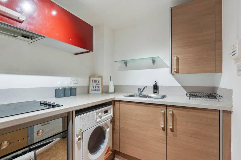 Rental apartment with 1 room for 5 persons — photo 3