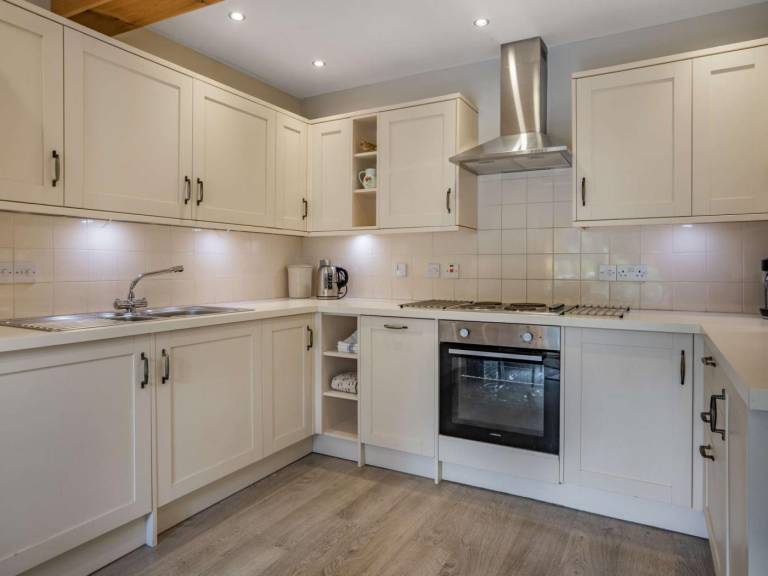 Fully equipped cottage with garden | Pet-friendly — photo 3