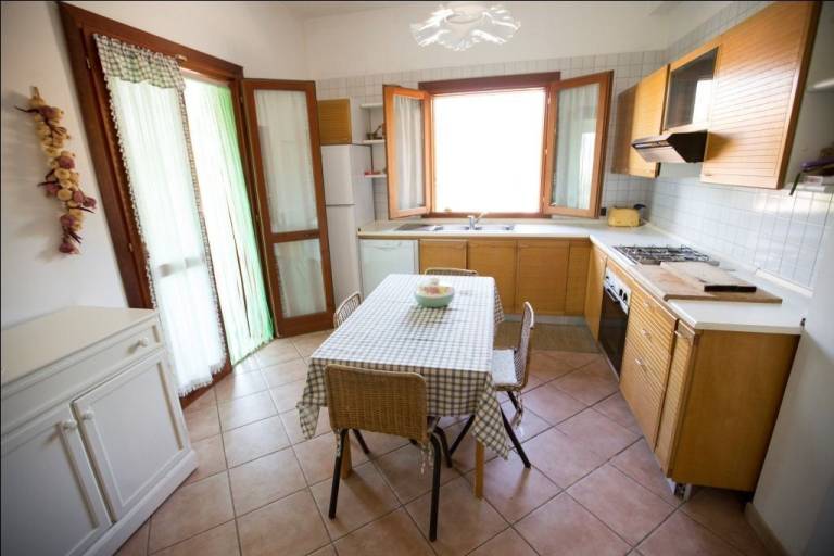 Family-friendly beautiful villa with garden | Pets allowed — photo 3