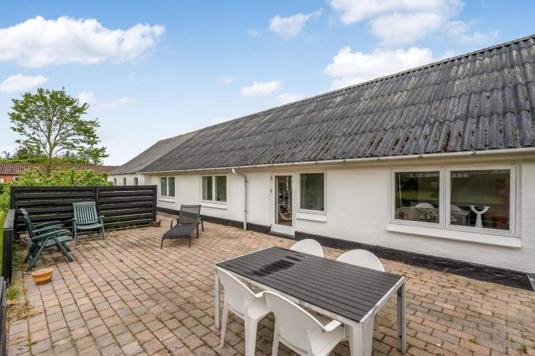 Vacation home with yard in Lokken